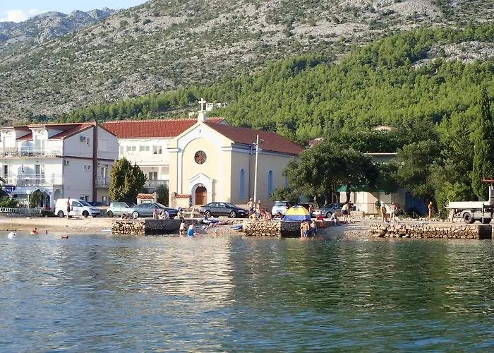 Falk * Starigrad Paklenica