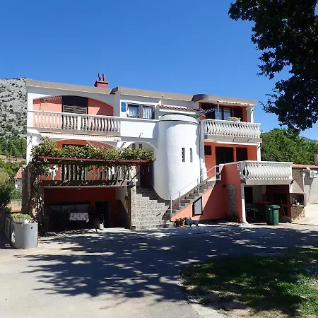 Falk Starigrad Paklenica