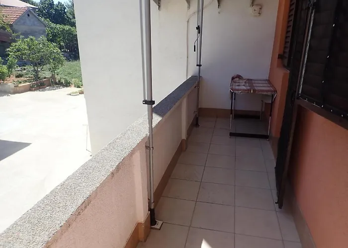 Falk 스타리그라드 파클레니차