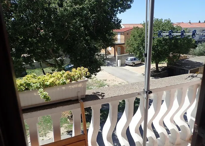 Falk Appartamento Starigrad Paklenica
